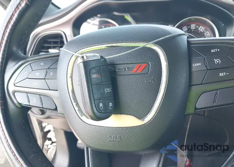 2019 Dodge Challenger Sxt z USA, uszkodzony, nr VIN 2C3CDZAG4KH583547